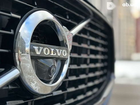 Volvo XC60 2018 - фото 23