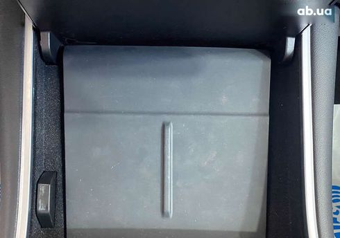 Tesla Model 3 2020 - фото 16