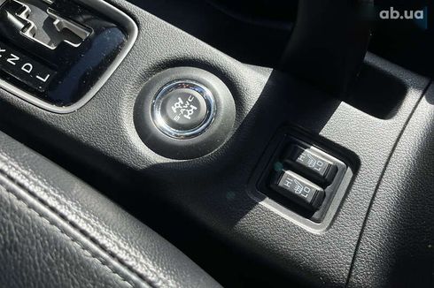 Mitsubishi Outlander 2015 - фото 20