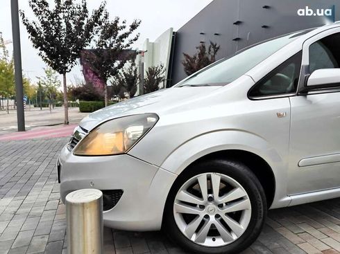 Opel Zafira 2009 - фото 5