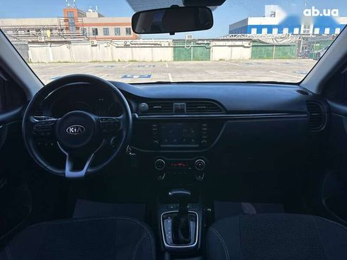 Kia Rio 2018 - фото 24