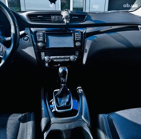 Nissan Rogue 2018 серый - фото 10