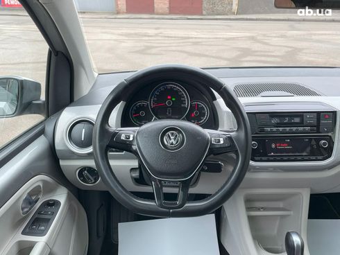 Volkswagen e-Up 2017 серый - фото 42