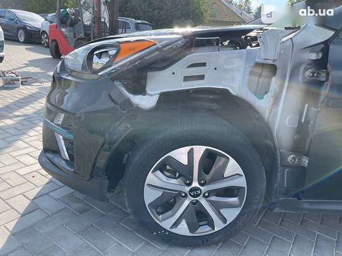 Kia Niro 2019 - фото 12