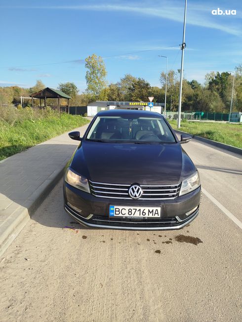 Volkswagen Passat 2011 коричневый - фото 11