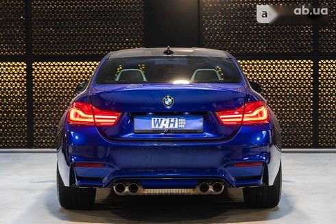 BMW M4 2018 - фото 11