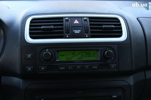 Skoda Fabia 2008 - фото 20