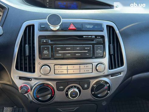 Hyundai i20 2013 - фото 16