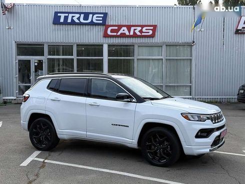 Jeep Compass 2024 - фото 2