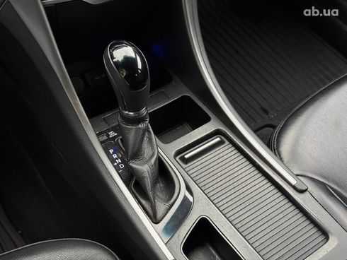 Hyundai Sonata 2015 белый - фото 42