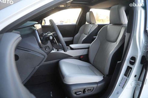 Lexus RX 2023 - фото 16