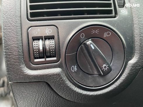 Volkswagen Golf 2000 серый - фото 12