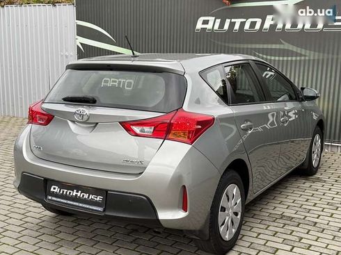 Toyota Auris 2014 - фото 19