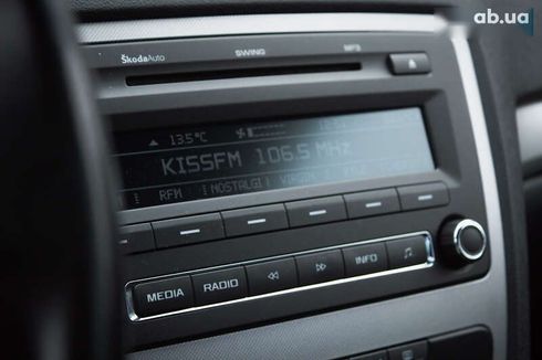 Skoda Octavia 2011 - фото 18