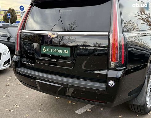 Cadillac Escalade 2015 - фото 11