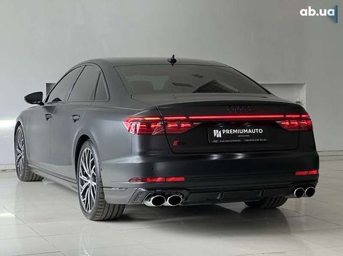Audi S8 2022 - фото 12