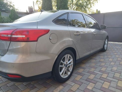 Ford Focus 2015 - фото 4
