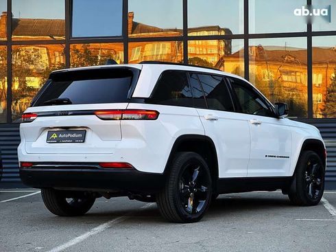 Jeep Grand Cherokee 2022 - фото 15