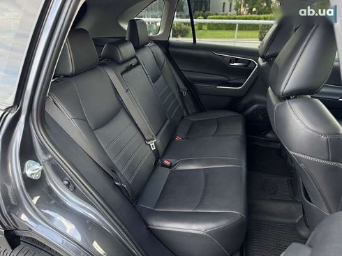 Toyota RAV4 2019 - фото 27