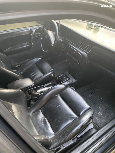 Opel Vectra 1997 черный - фото 7