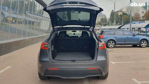 Tesla Model Y 2021 - фото 17