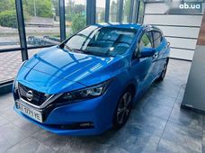 Купити Nissan бу в Києві - купити на Автобазарі