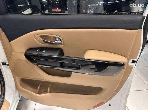 Kia Carnival 2015 - фото 29