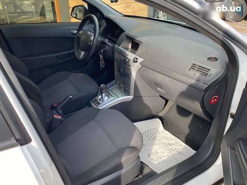 Opel Astra 2012 - фото 10