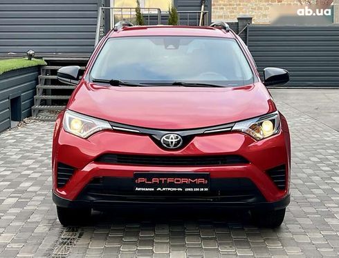 Toyota RAV4 2017 - фото 2