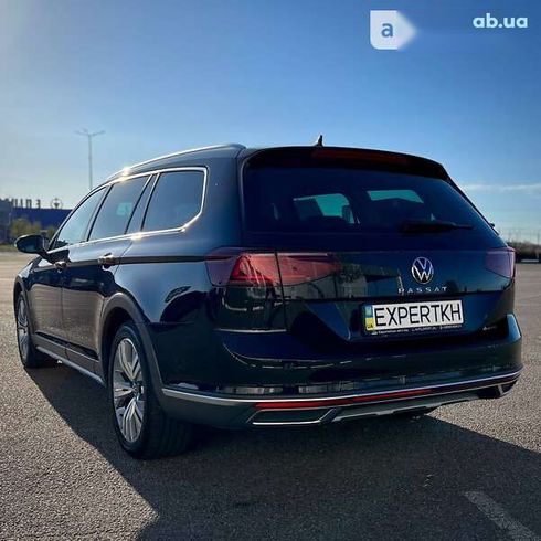 Volkswagen passat alltrack 2020 - фото 6