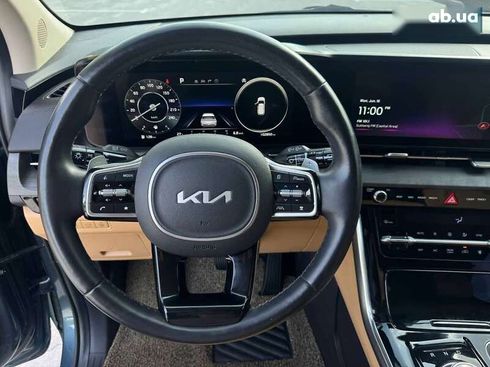 Kia Carnival 2021 - фото 13