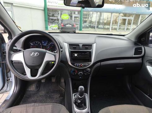 Hyundai Accent 2011 - фото 14