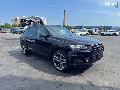 Audi Q7 2018 - фото 3