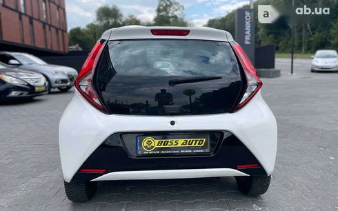 Toyota Aygo 2021 - фото 6