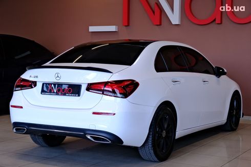 Mercedes-Benz A-Класс 2019 белый - фото 5