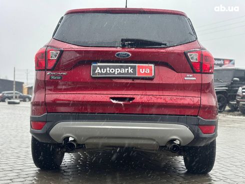 Ford Escape 2019 красный - фото 9