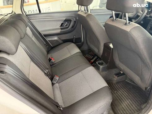 Skoda Fabia 2011 - фото 27