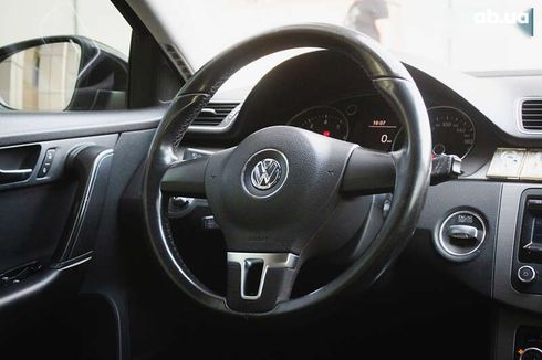 Volkswagen Passat 2011 - фото 15