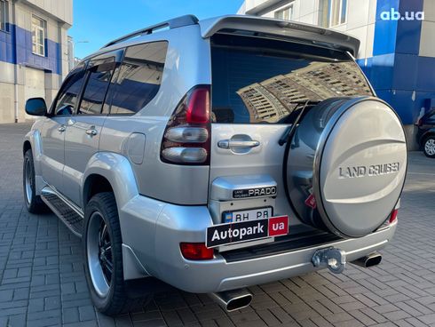 Toyota Land Cruiser Prado 2006 серый - фото 11