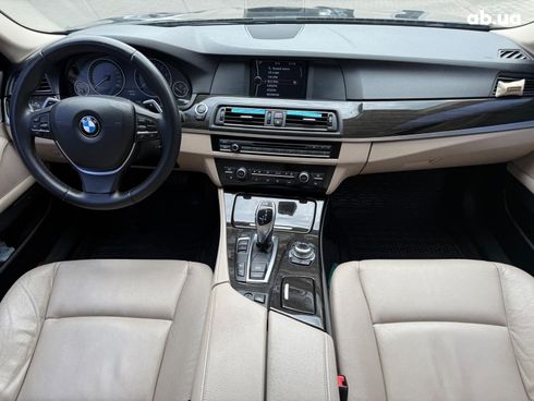 BMW 5 серия 2011 черный - фото 15