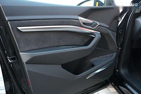 Audi E-Tron 2021 - фото 15