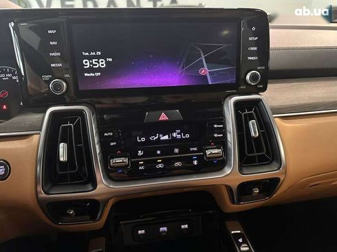 Kia Sorento 2021 - фото 16