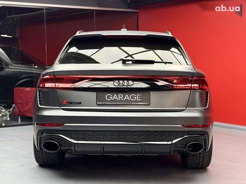 Audi RS Q8 2021 - фото 17