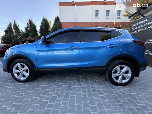 Nissan Qashqai 2018 - фото 11