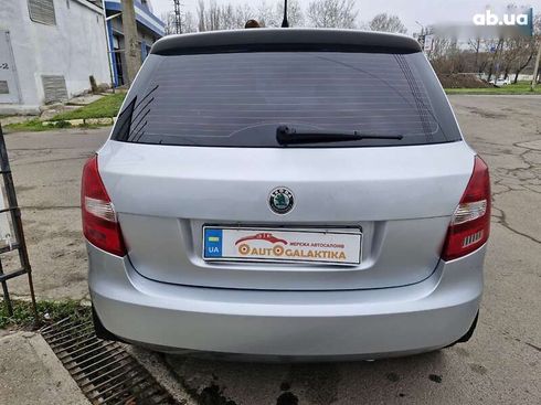Skoda Fabia 2008 - фото 5