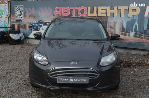 Ford Focus 2015 серый - фото 17