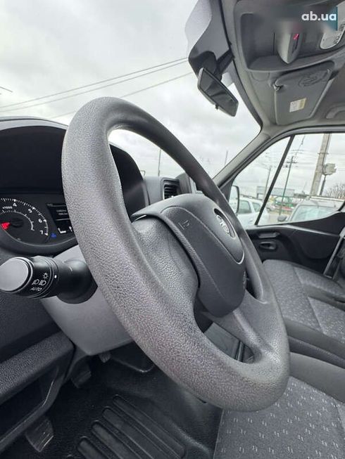 Opel Movano 2020 - фото 14