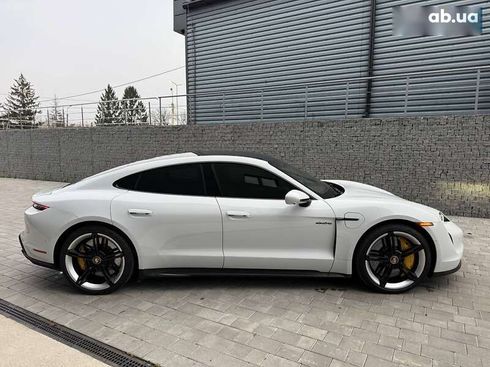 Porsche Taycan 2020 - фото 11