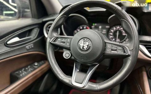 Alfa Romeo Stelvio 2021 - фото 12