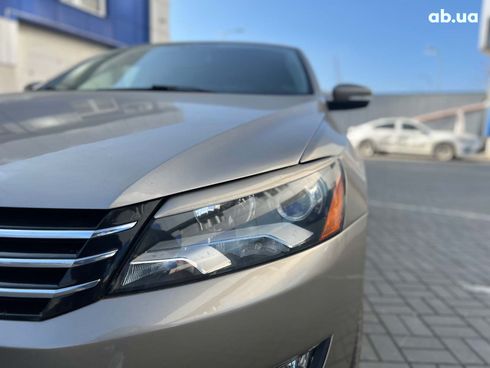 Volkswagen passat b7 2014 бежевый - фото 6